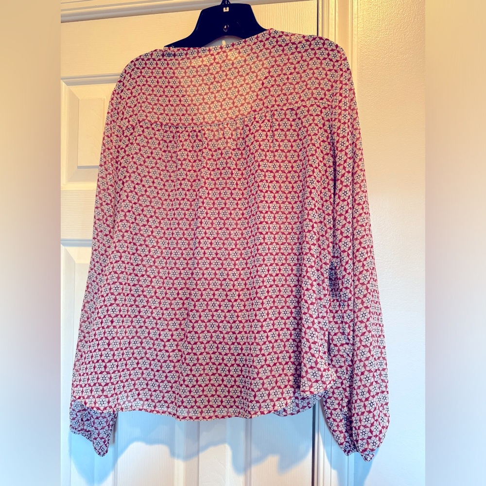 Mossimo Supply Co. crossover long sleeved blouse with tie neckline women’s XL - Picture 2 of 3